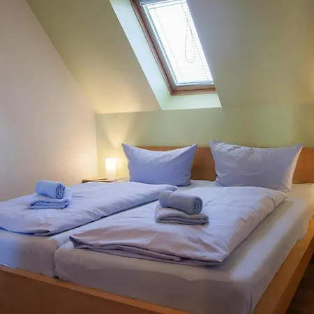 Seepark Burhave, Nyaraló *