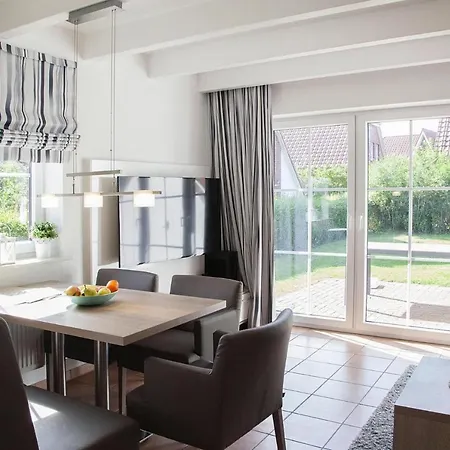 In At 200m From The Sea Holiday home